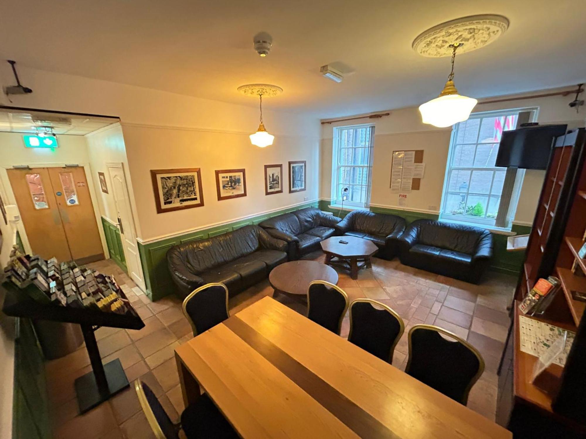 Hostel Gogartys Temple Bar Dublin